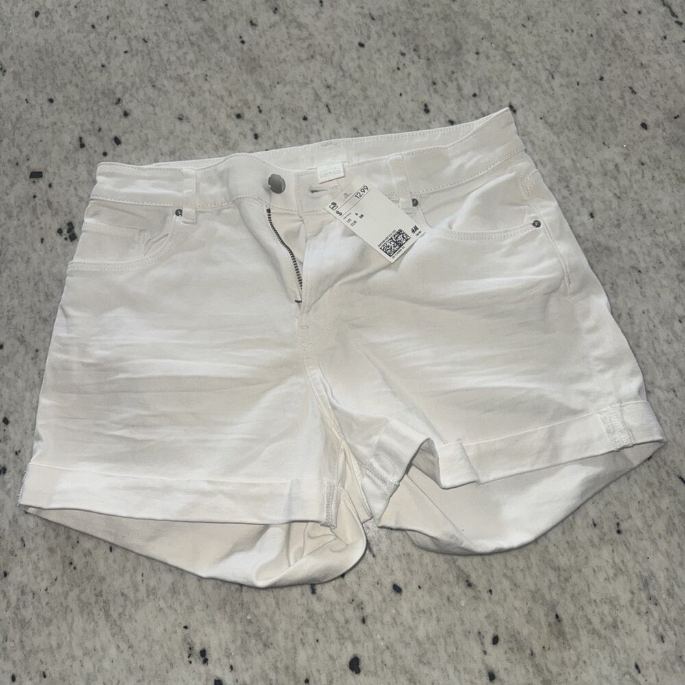 H&M Womens Cuffed Chino White Shorts Size 6 98% Cotton Button